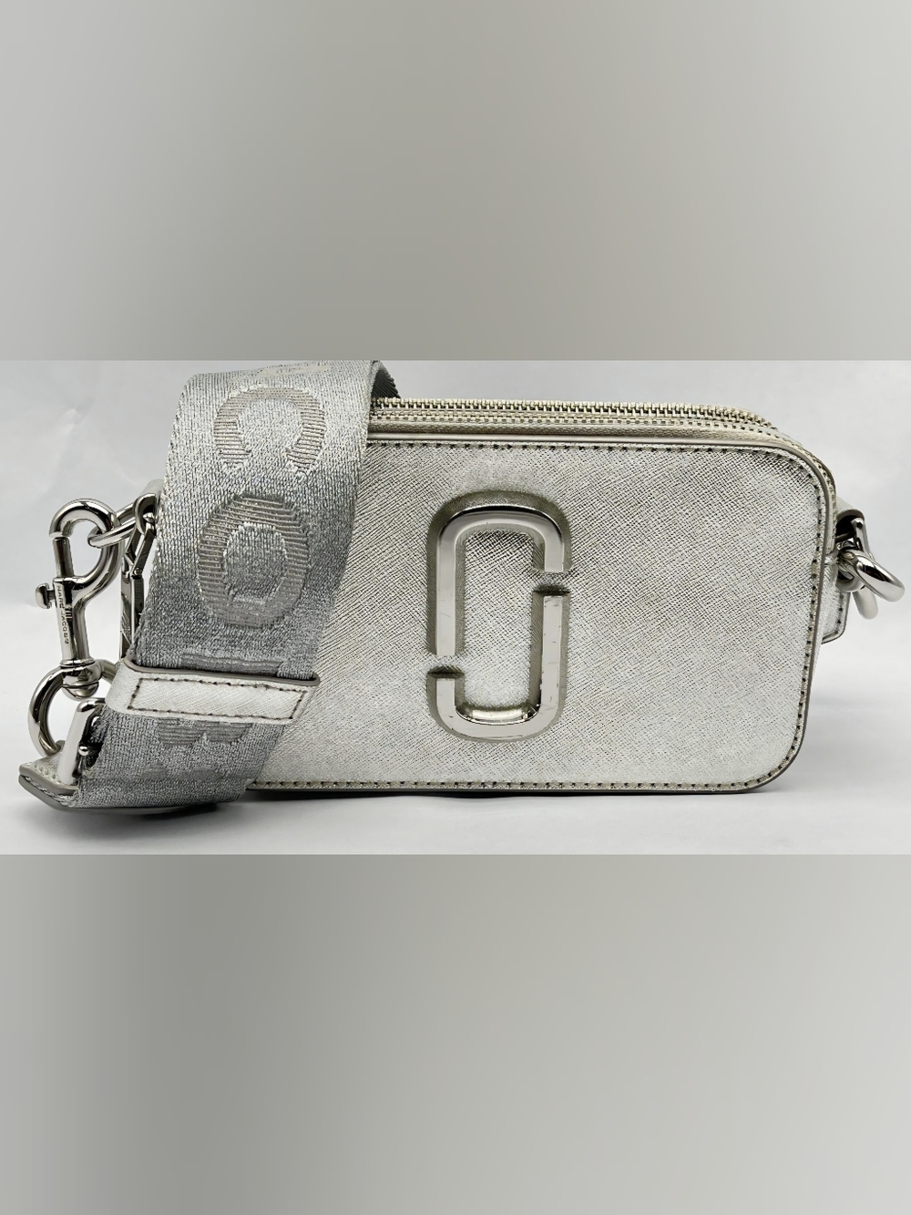Marc Jacobs The Snapshot Camera Bag Silver Crossbody Bag